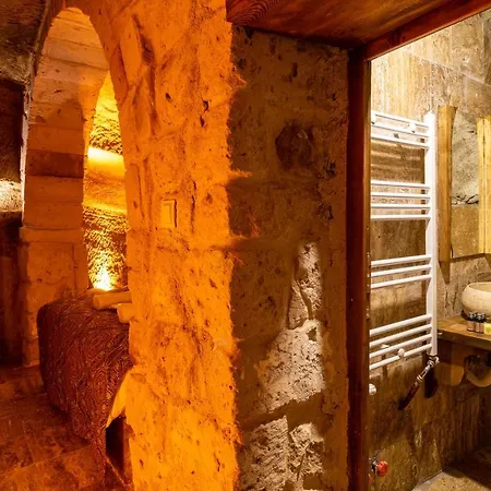 Cappadocia Snora Cave Hotel *