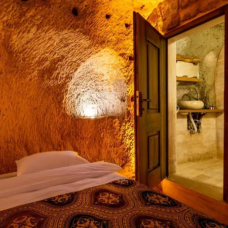 Cappadocia Snora Cave Hotel *