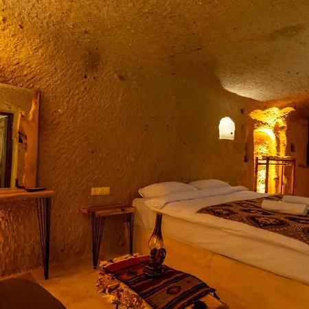Cappadocia Snora Cave Hotel *