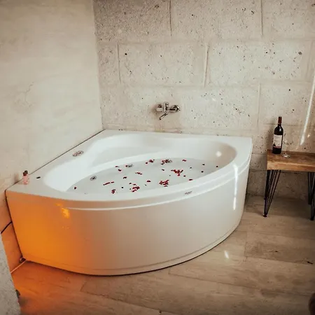 Cappadocia Snora Cave Hotel *